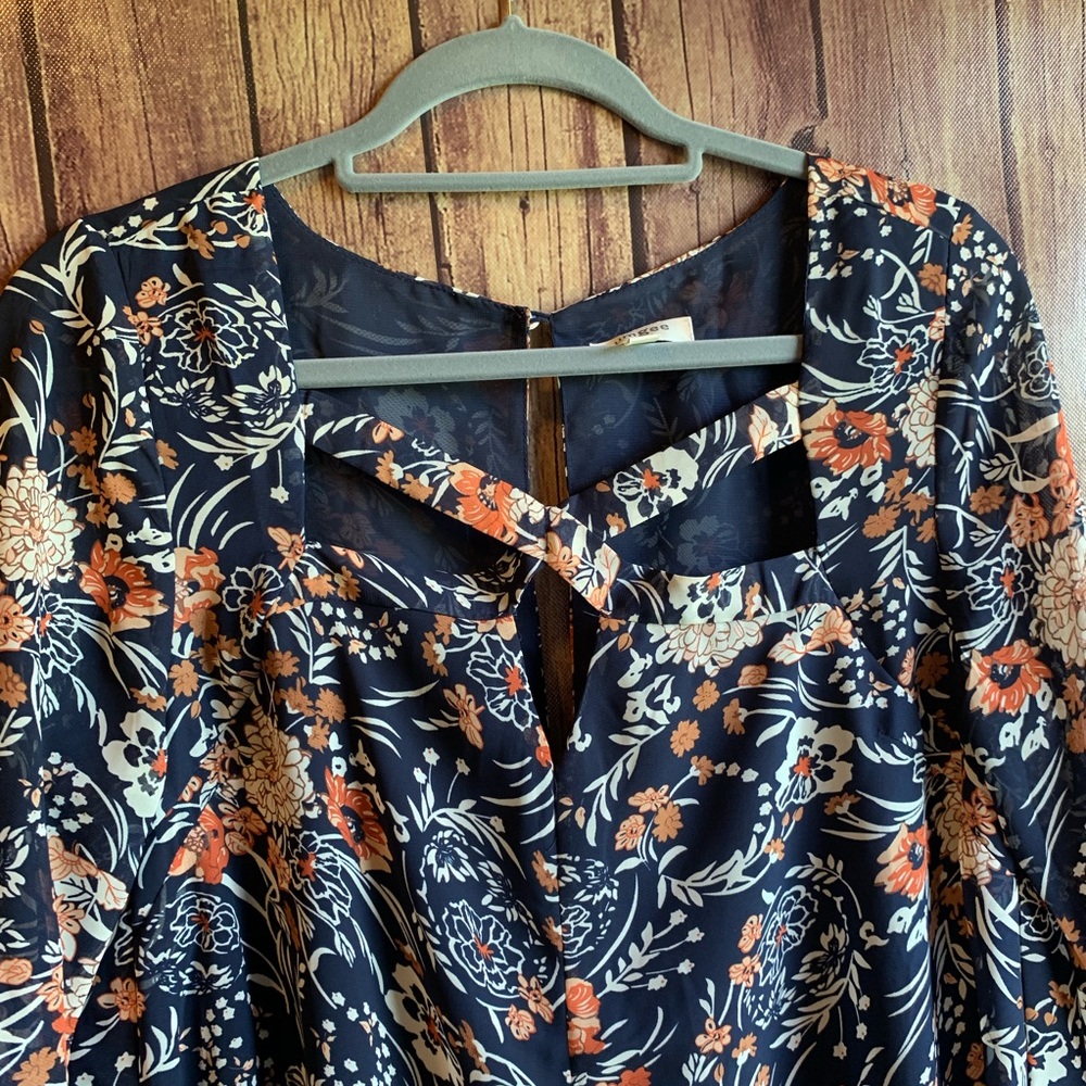 Umgee Blue Floral Boho Long Bell Sleeve Tunic - Picture 4 of 8